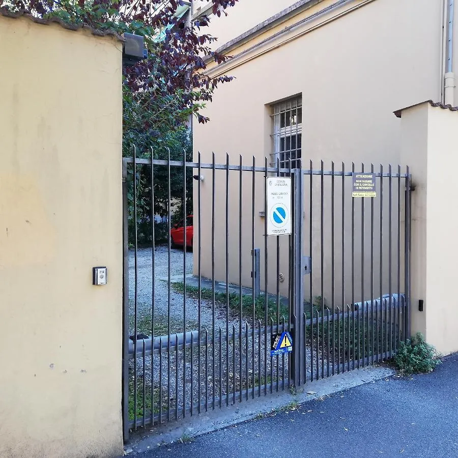 بولونيا Bed And Breakfast Arcobaleno 2*,  إيطاليا