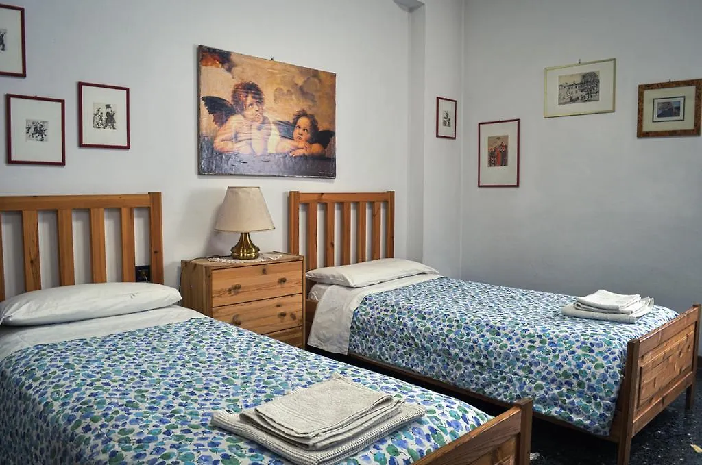 ** فندق مبيت وإفطار بولونيا Bed And Breakfast Arcobaleno إيطاليا